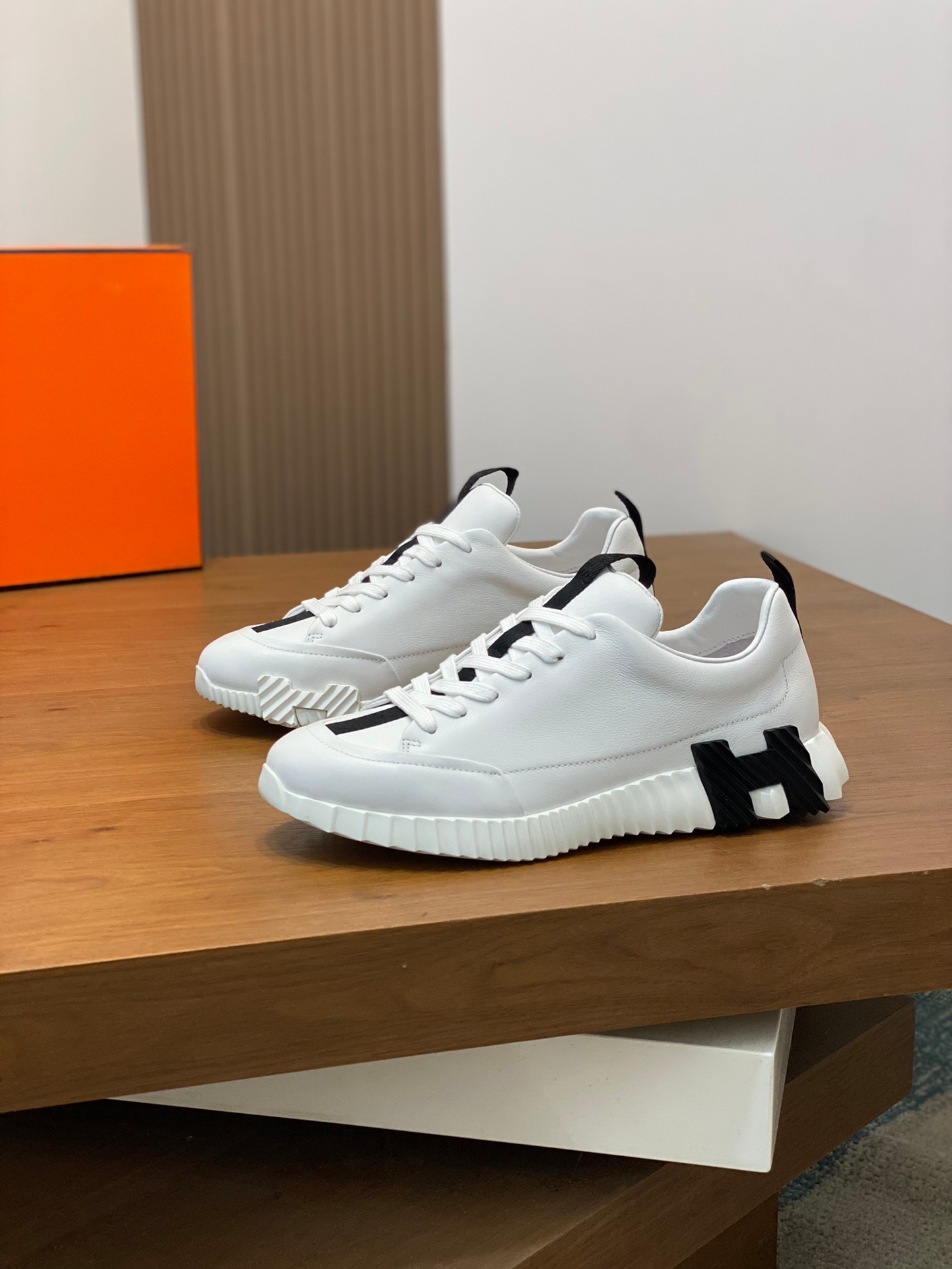 Hermes Sneakers – Montanamode