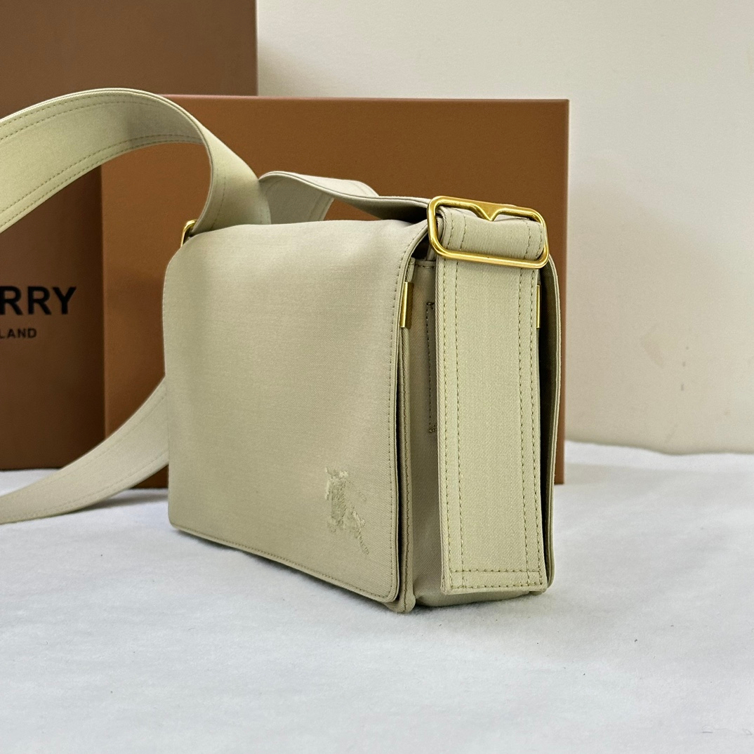 Burberry Bag – Montanamode