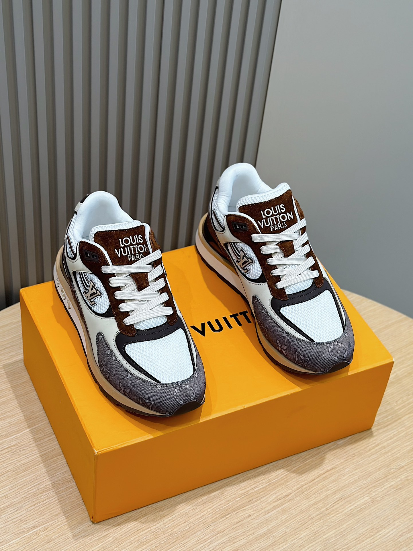 Louis Vuitton Sneakers – Montanamode