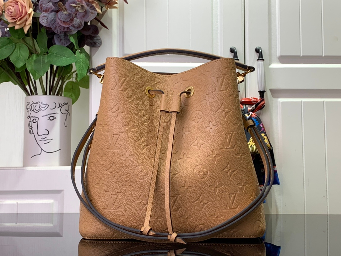 Louis Vuitton Bag – Montanamode