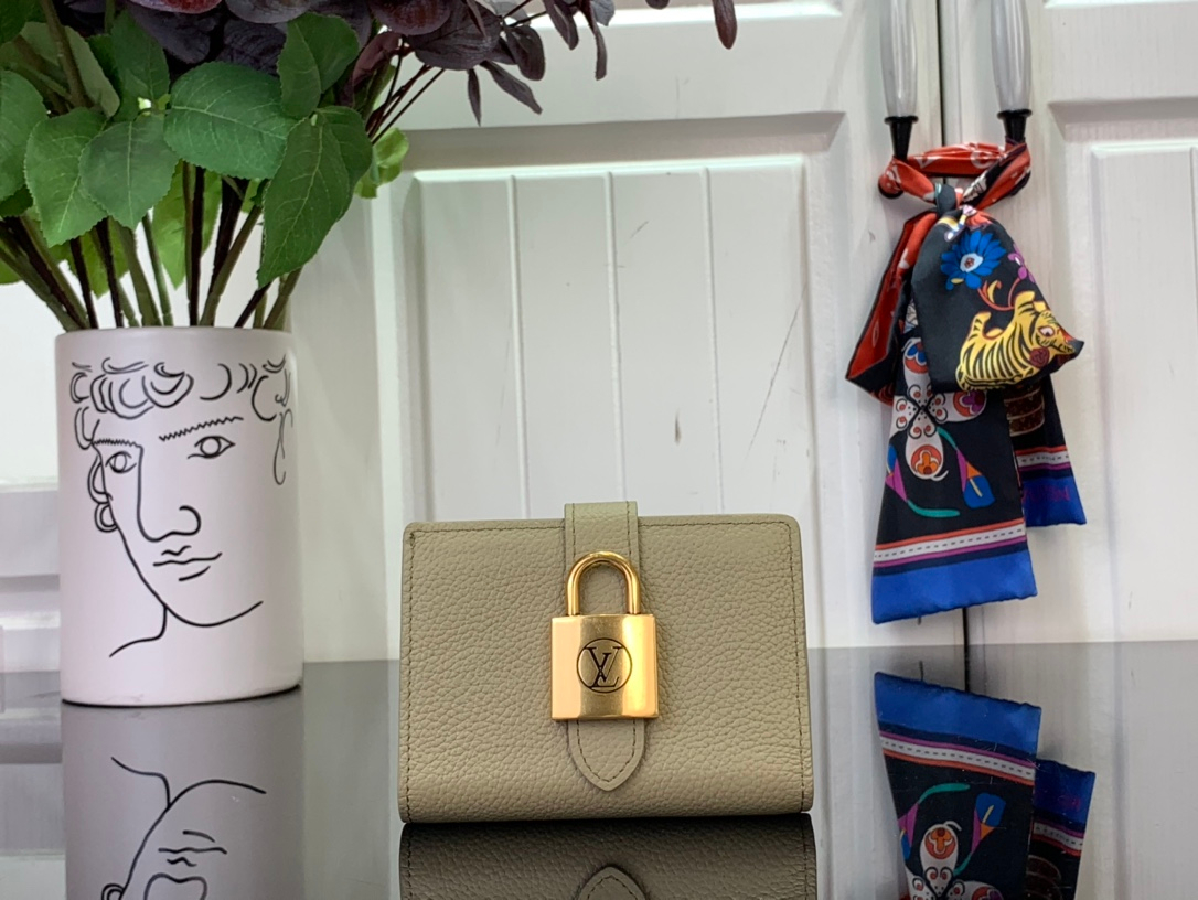 Louis Vuitton Bag – Montanamode