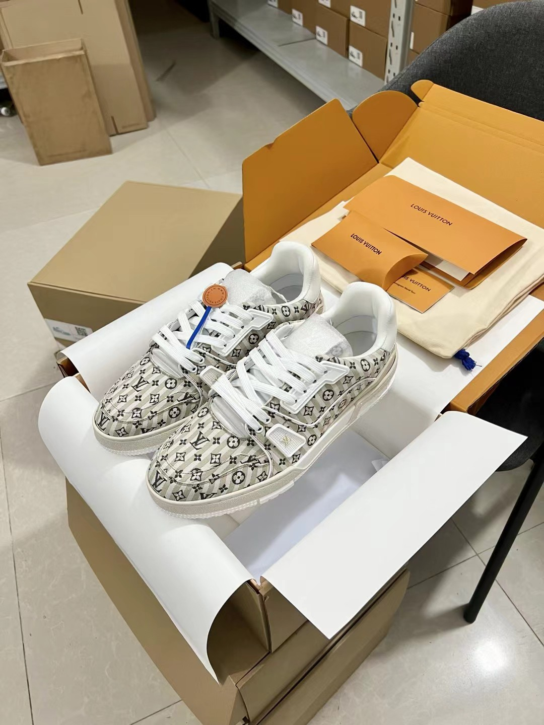 Louis Vuitton Sneakers – Montanamode