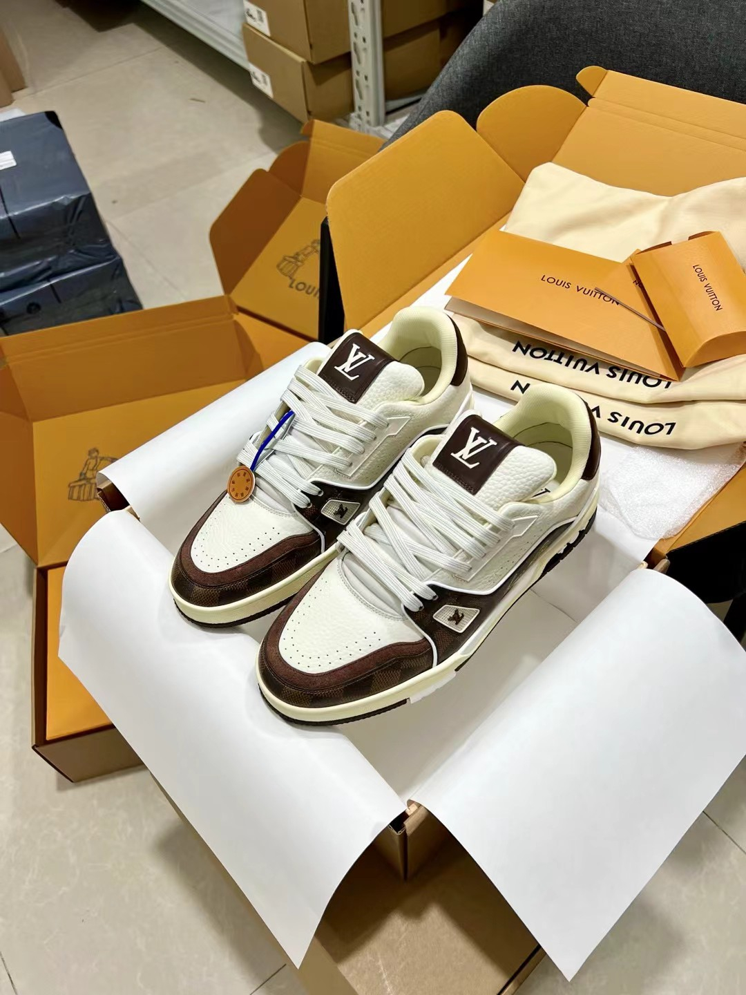 Louis Vuitton Sneakers – Montanamode