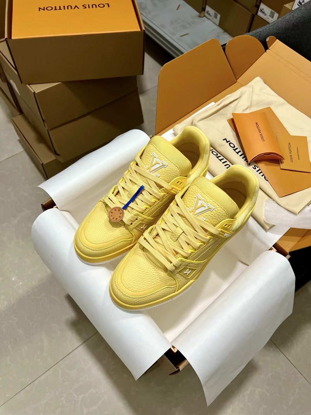 Louis Vuitton Sneakers – Montanamode