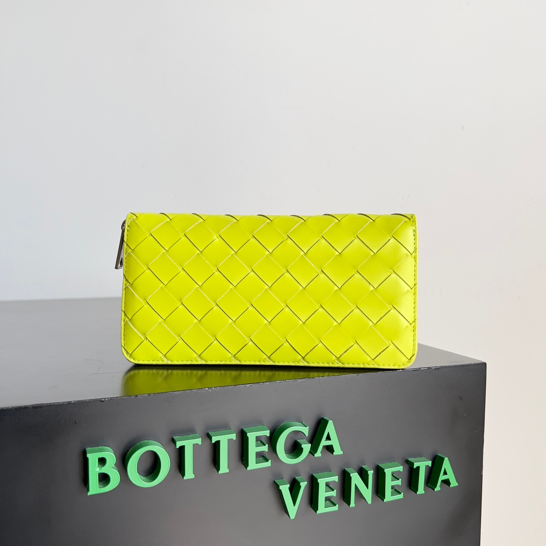 Bottega Veneta Wallets – Montanamode