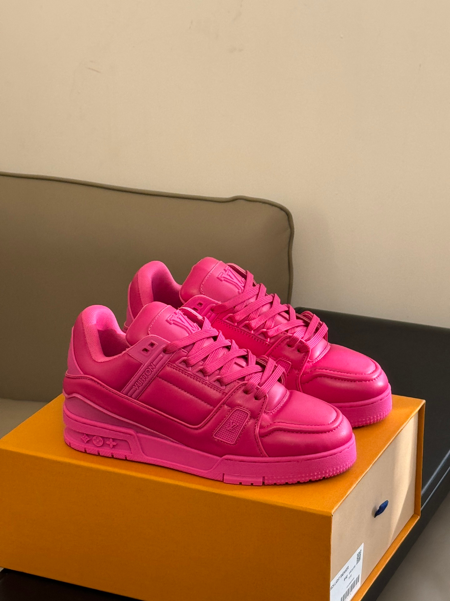 Louis Vuitton Sneakers – Montanamode