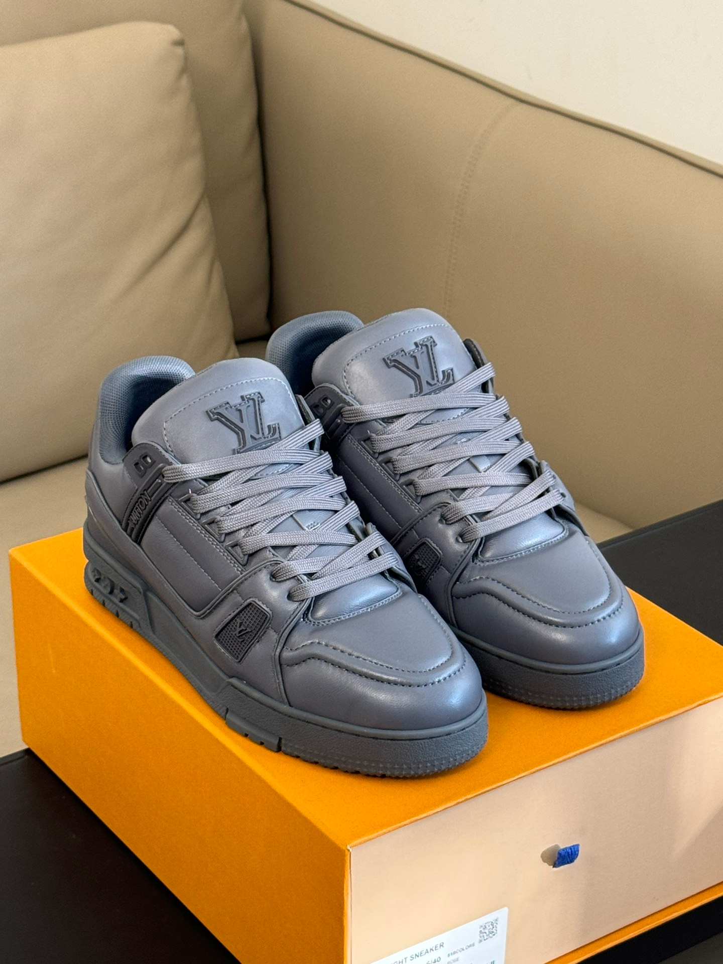 Louis Vuitton Sneakers – Montanamode