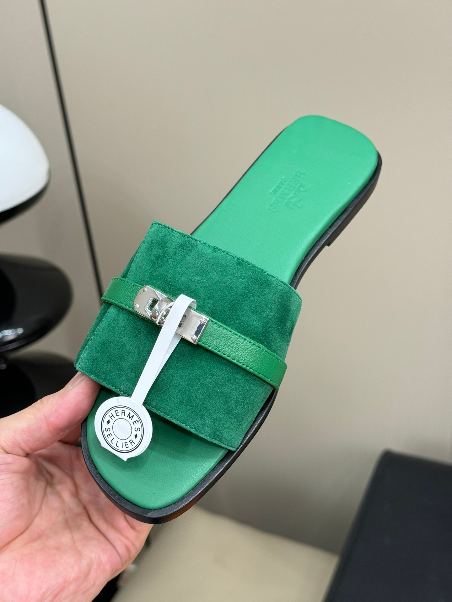 Hermes Sandels – Montanamode