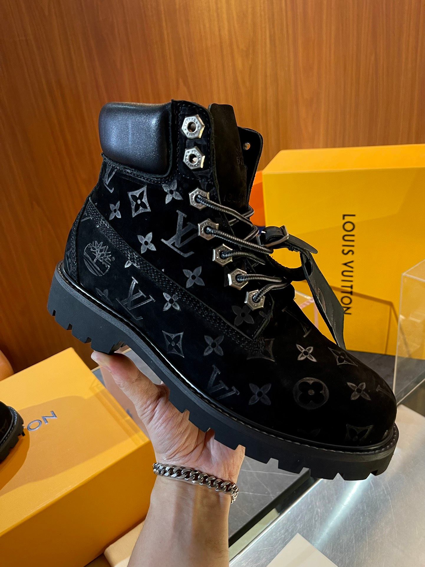 Louis Vuitton Boots – Montanamode