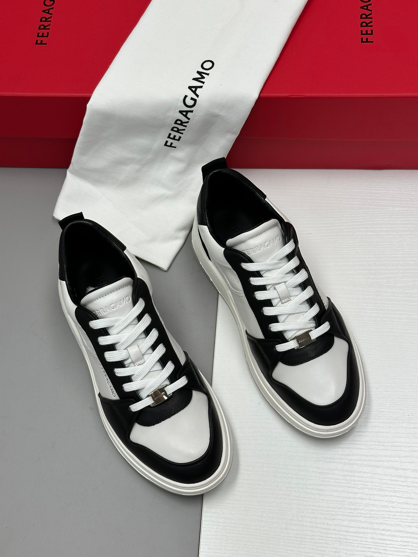 Ferragamo Sneakers – Montanamode