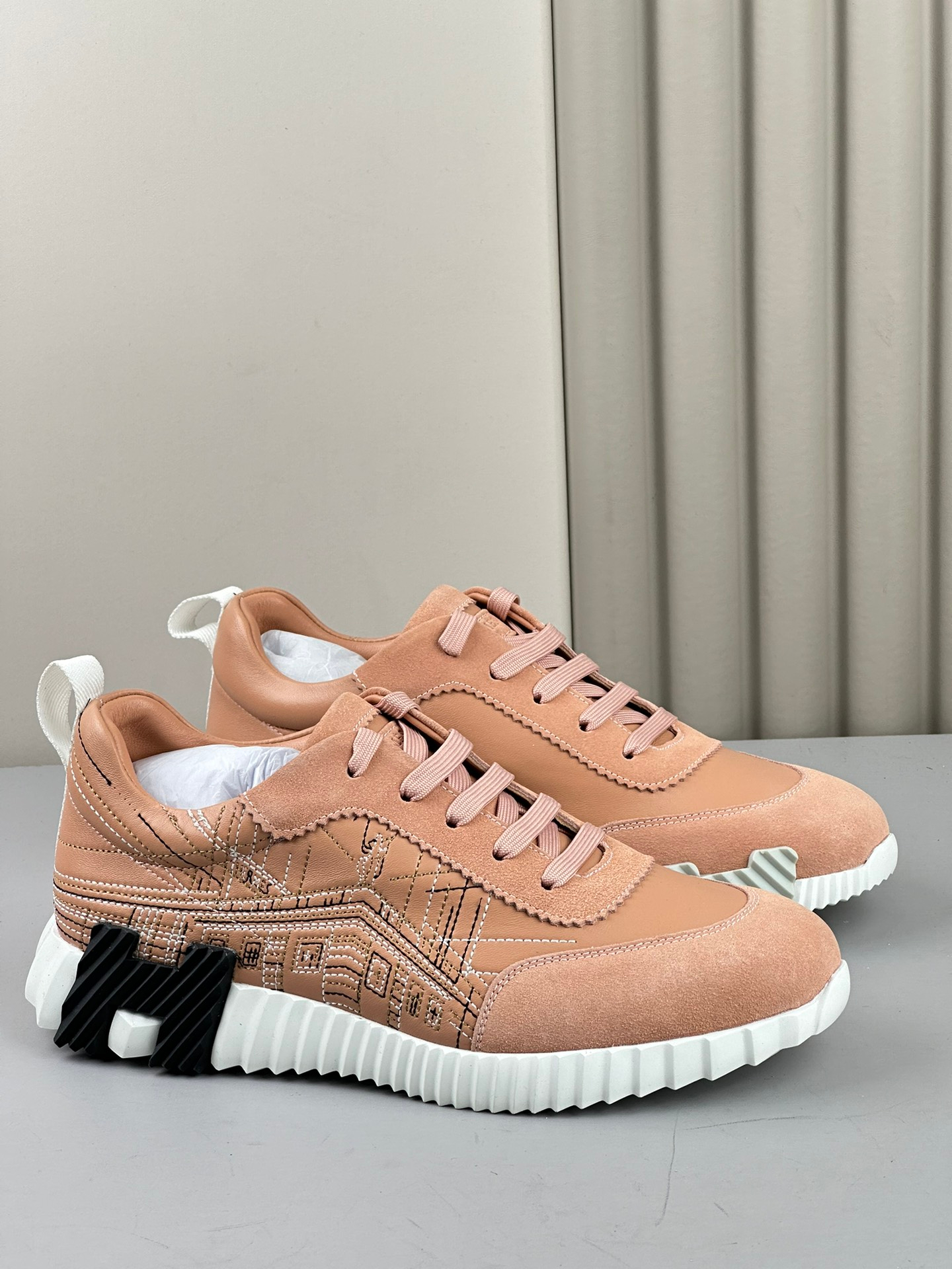 Hermes Sneakers – Montanamode