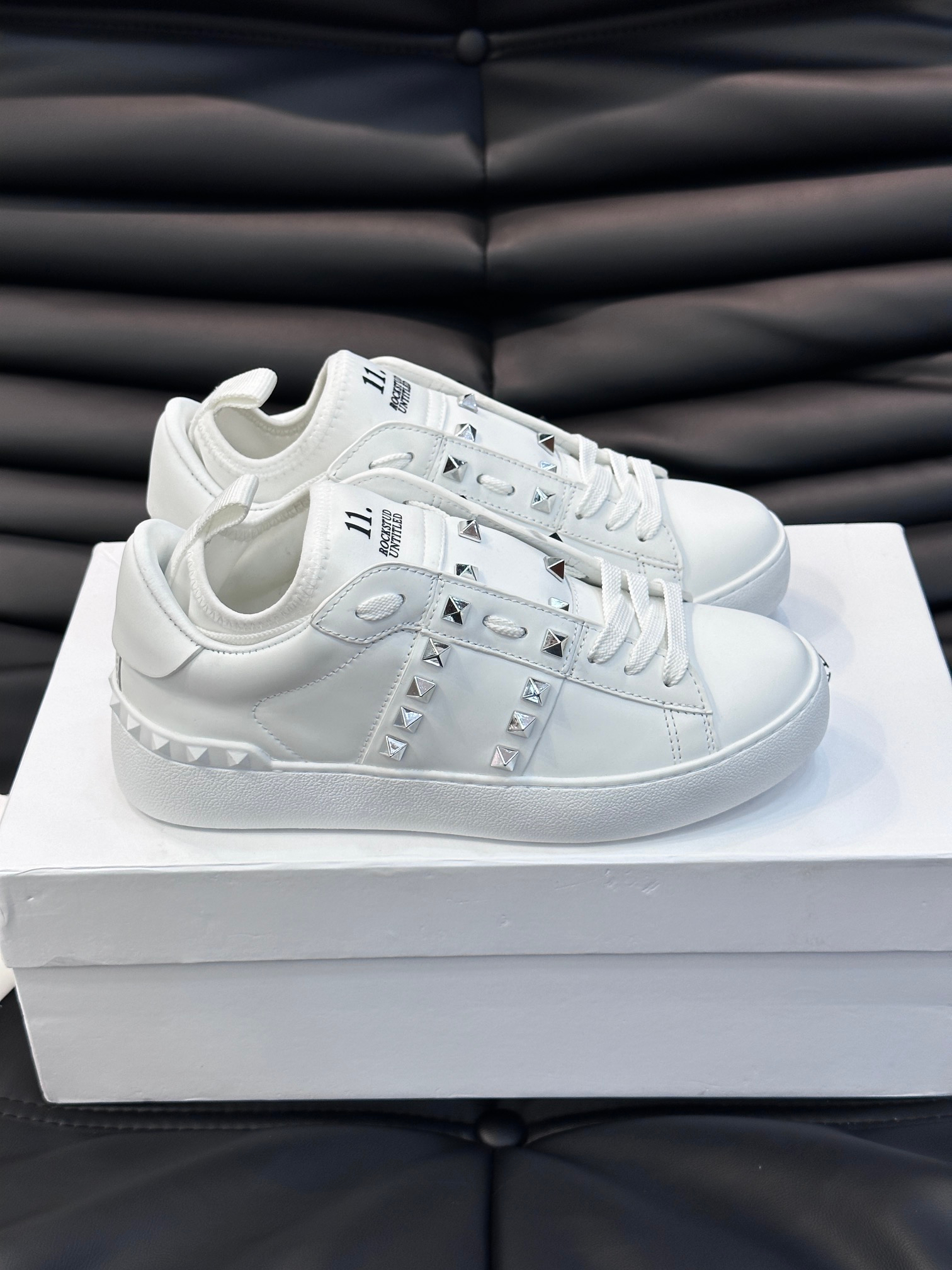 Valentino Sneakers – Montanamode