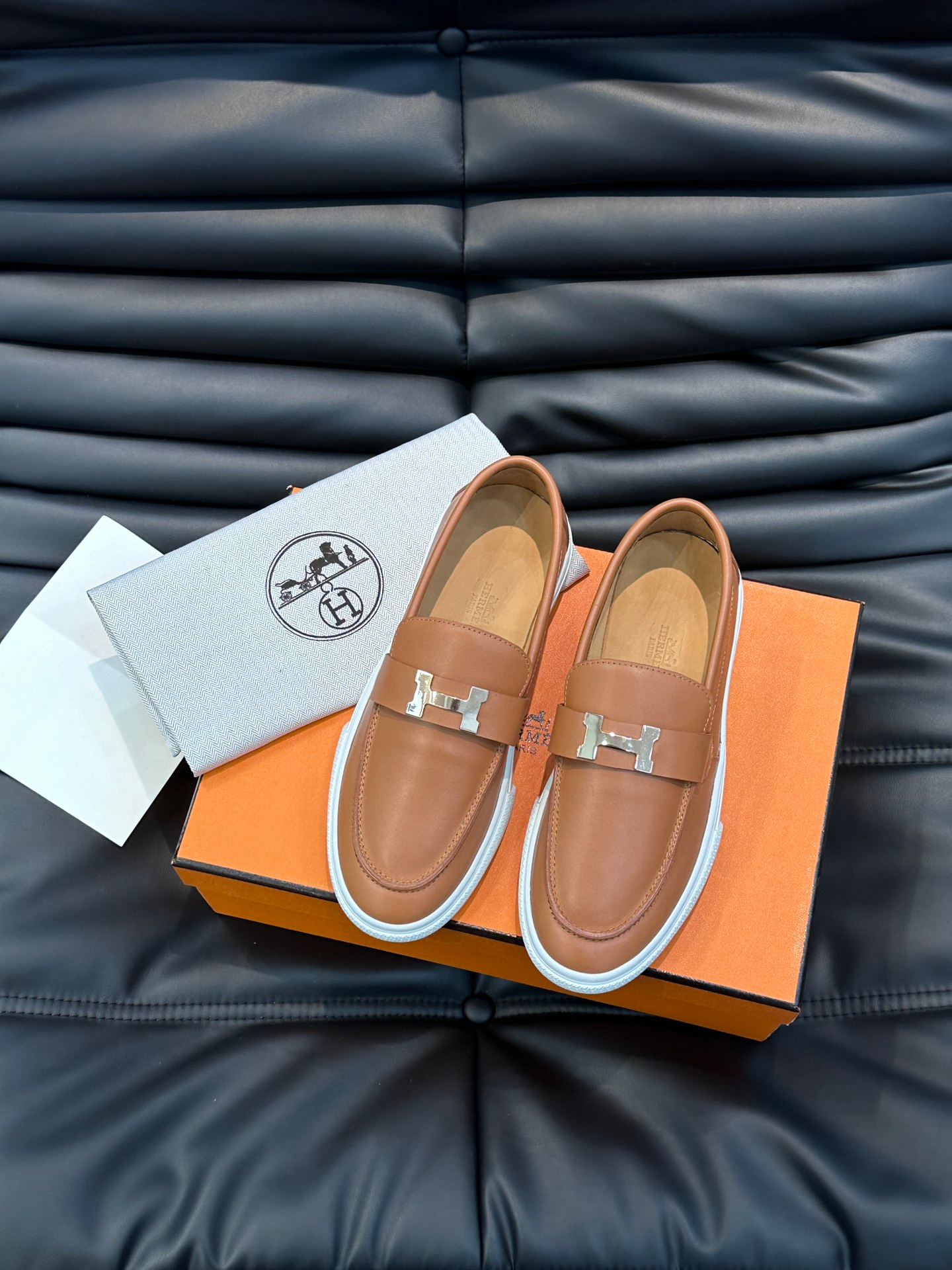 Hermes Sneakers – Montanamode