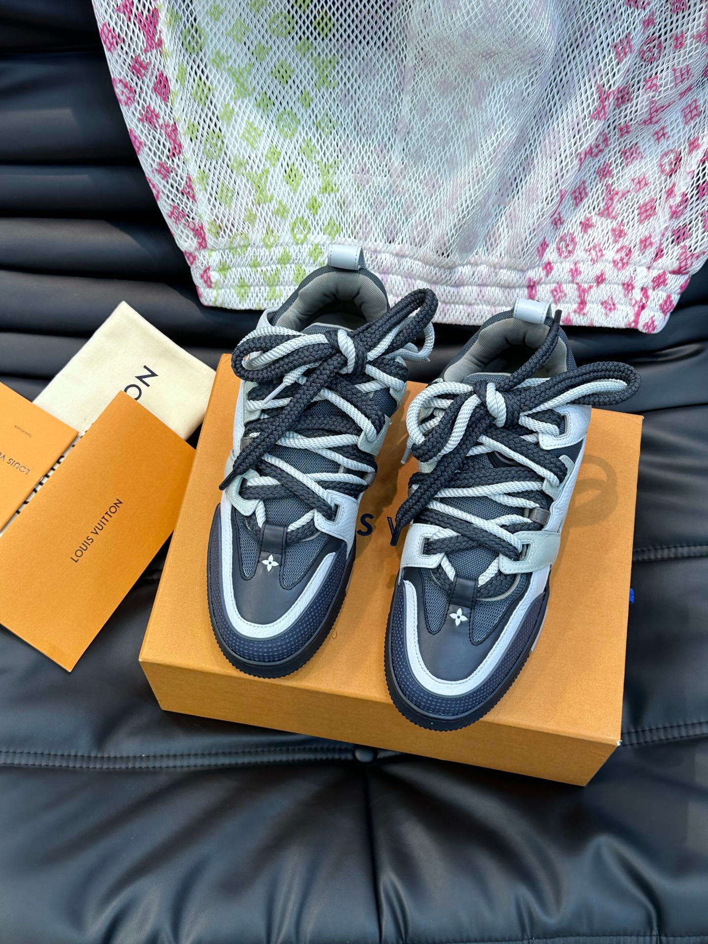 Louis Vuitton Sneakers – Montanamode