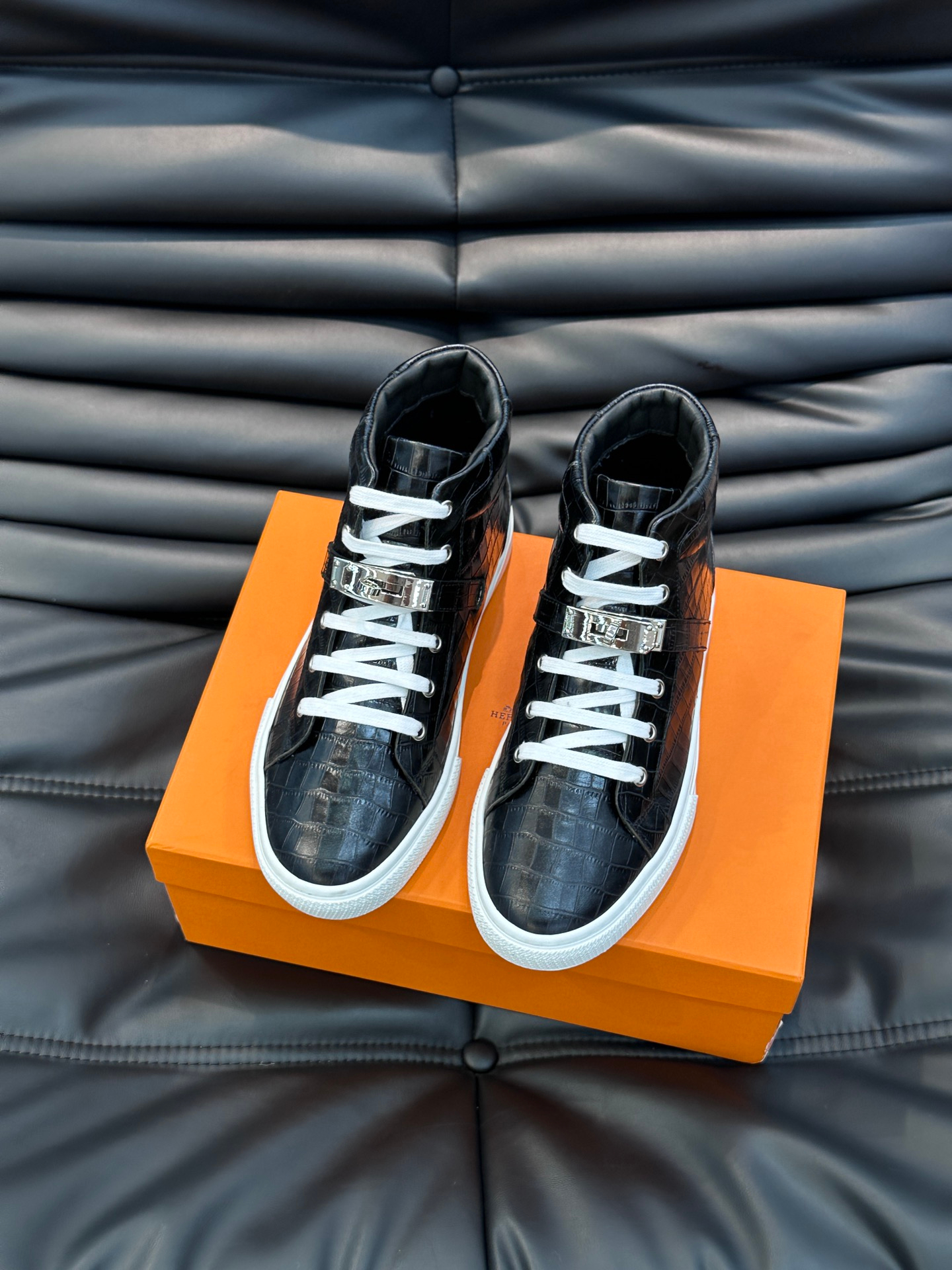 Hermes Sneakers – Montanamode