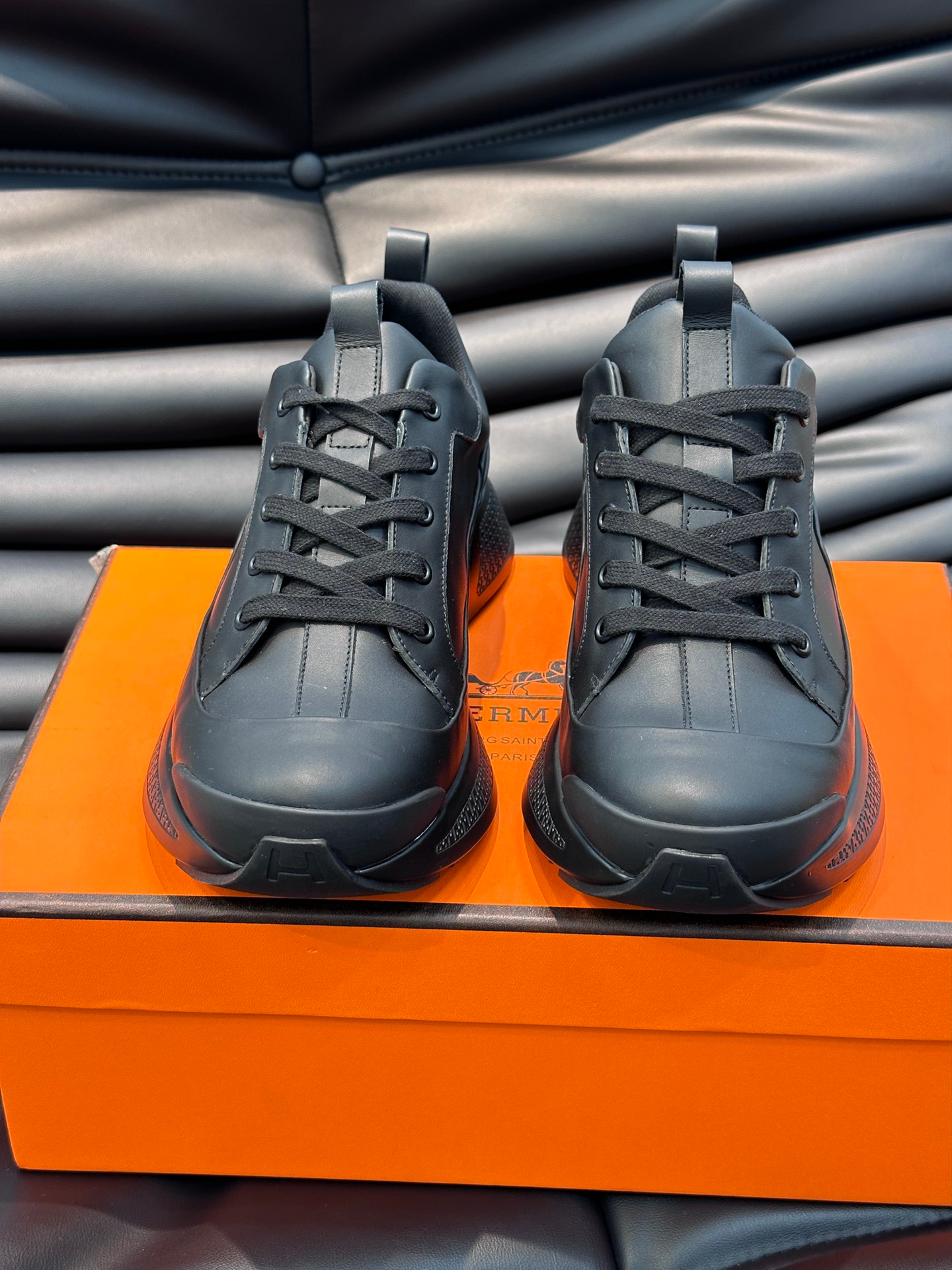 Hermes Sneakers – Montanamode