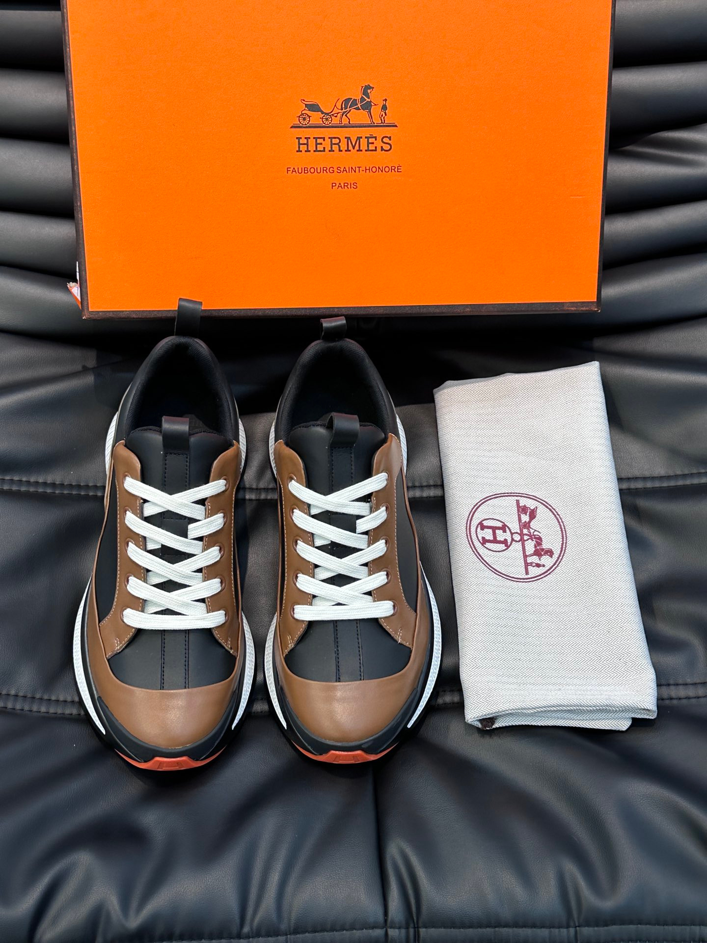 Hermes Sneakers – Montanamode