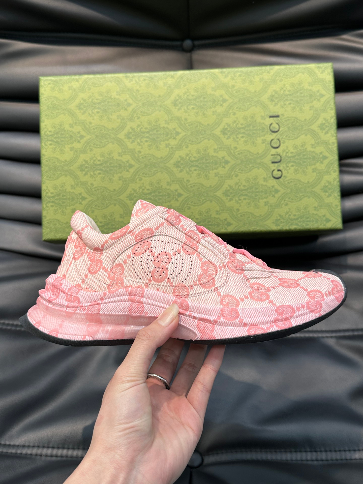 Gucci Sneakers – Montanamode