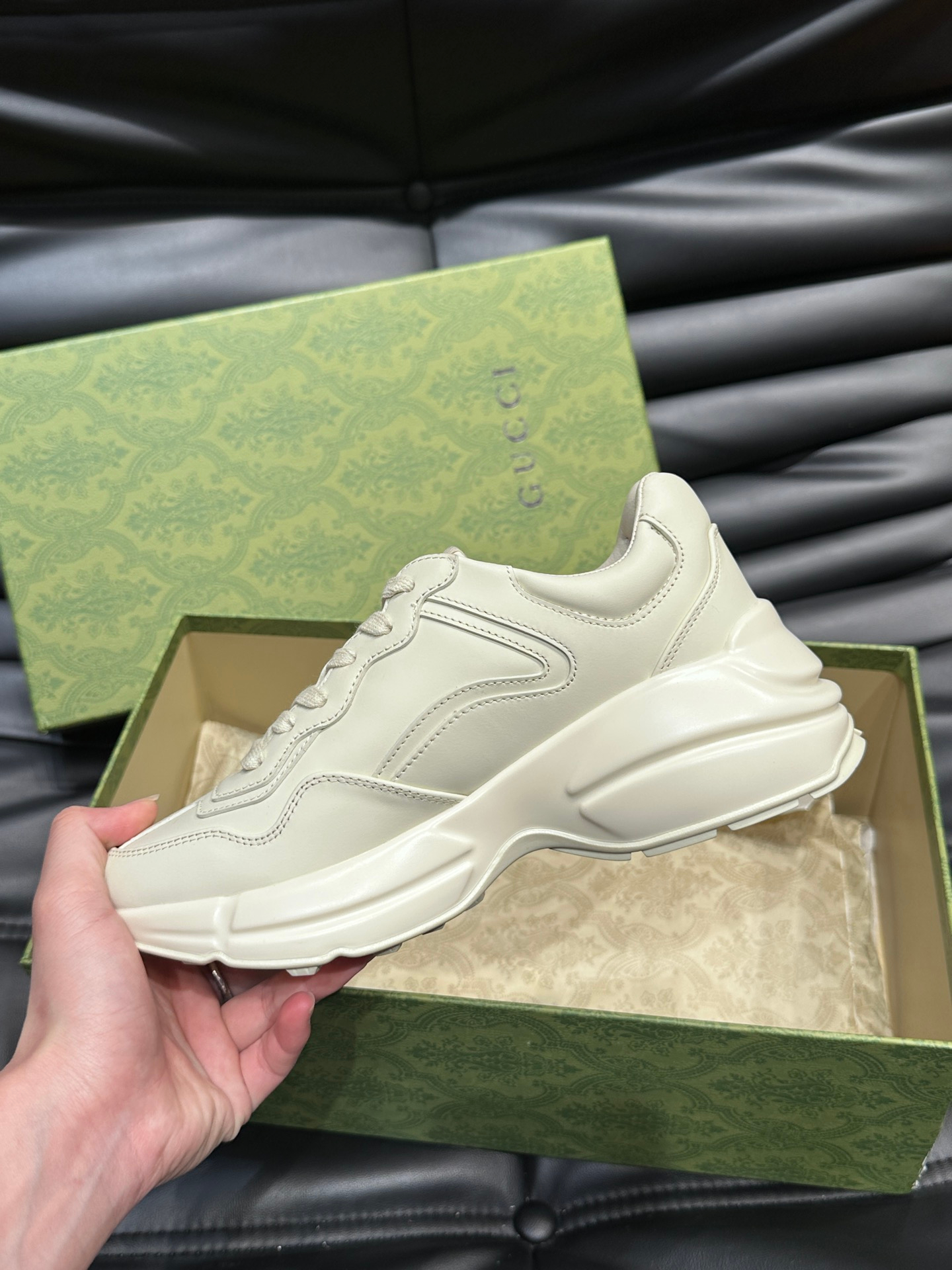 Gucci Sneakers – Montanamode