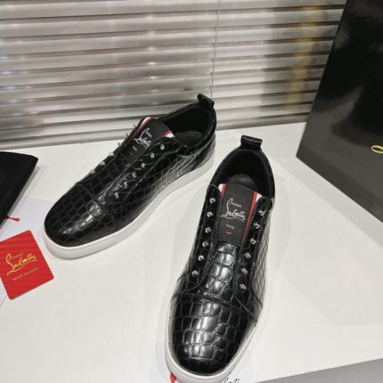 Shop for and buy CHRISTIAN LOUBOUTIN SNEAKERS CL-057