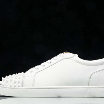 Shop for and buy CHRISTIAN LOUBOUTIN SNEAKERS CL-071
