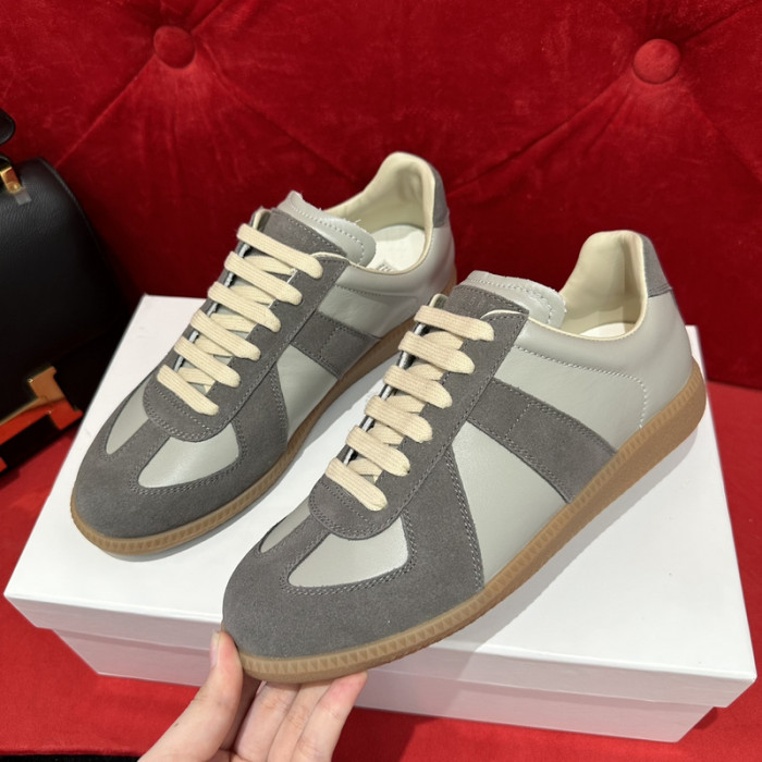 Shop for and buy Ma*iso*n Mar*giela  MAMA-009