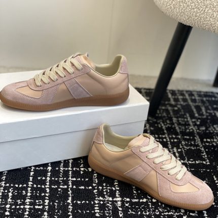 Shop for and buy Ma*iso*n Mar*giela  MAMA-037
